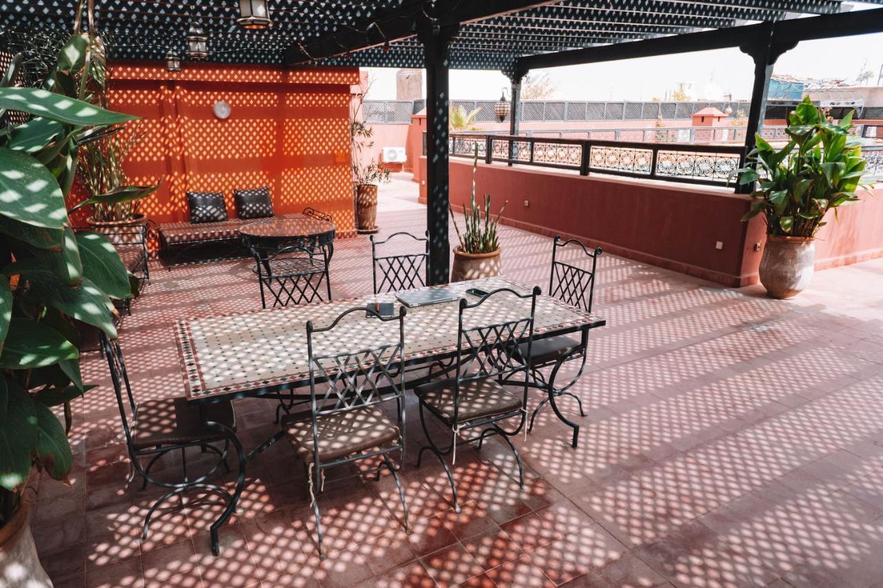 Equity Point Marrakech Hostel Маракеш Екстериор снимка