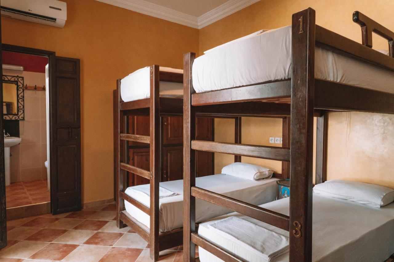Equity Point Marrakech Hostel Маракеш Екстериор снимка