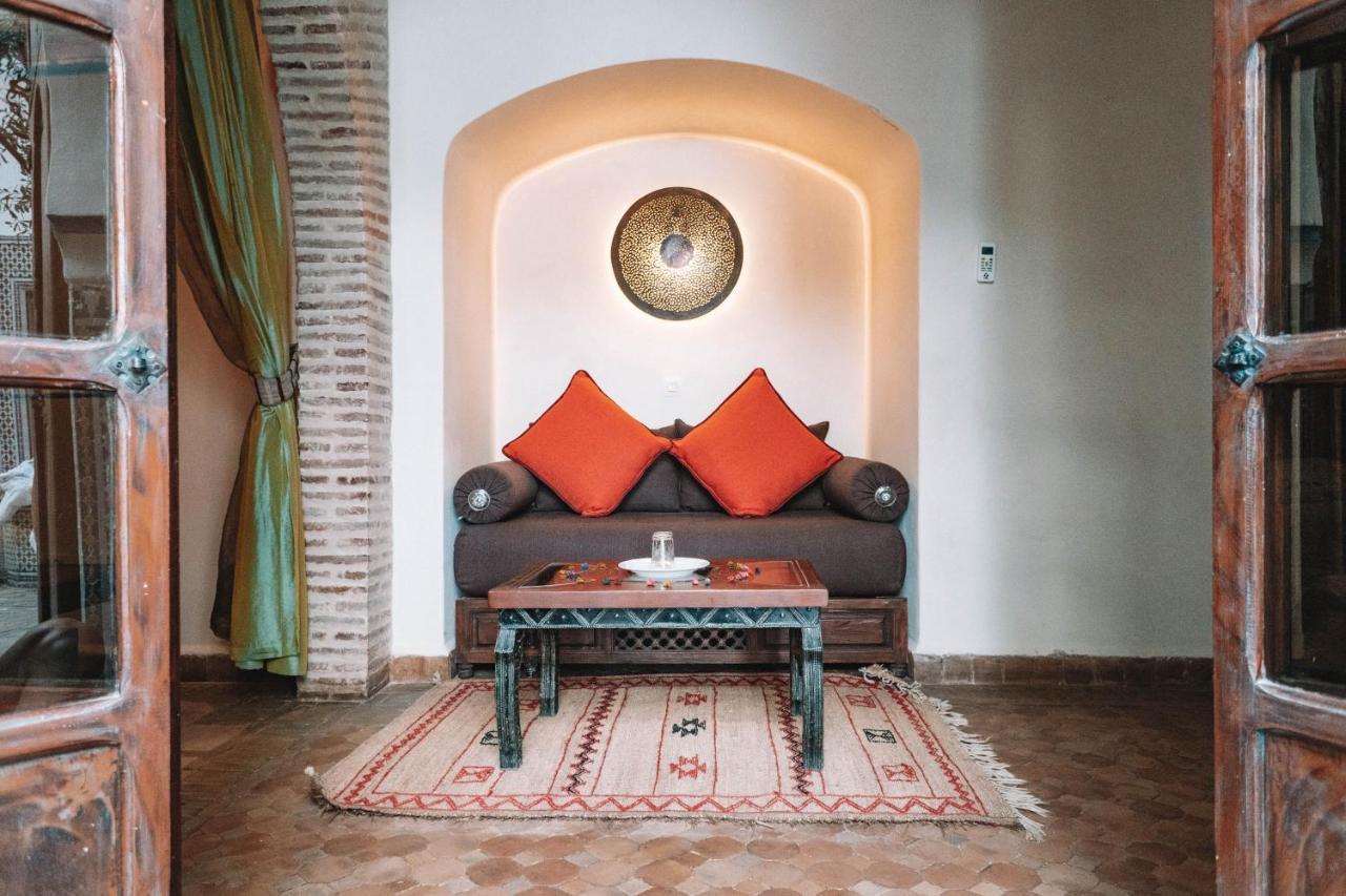 Equity Point Marrakech Hostel Маракеш Екстериор снимка