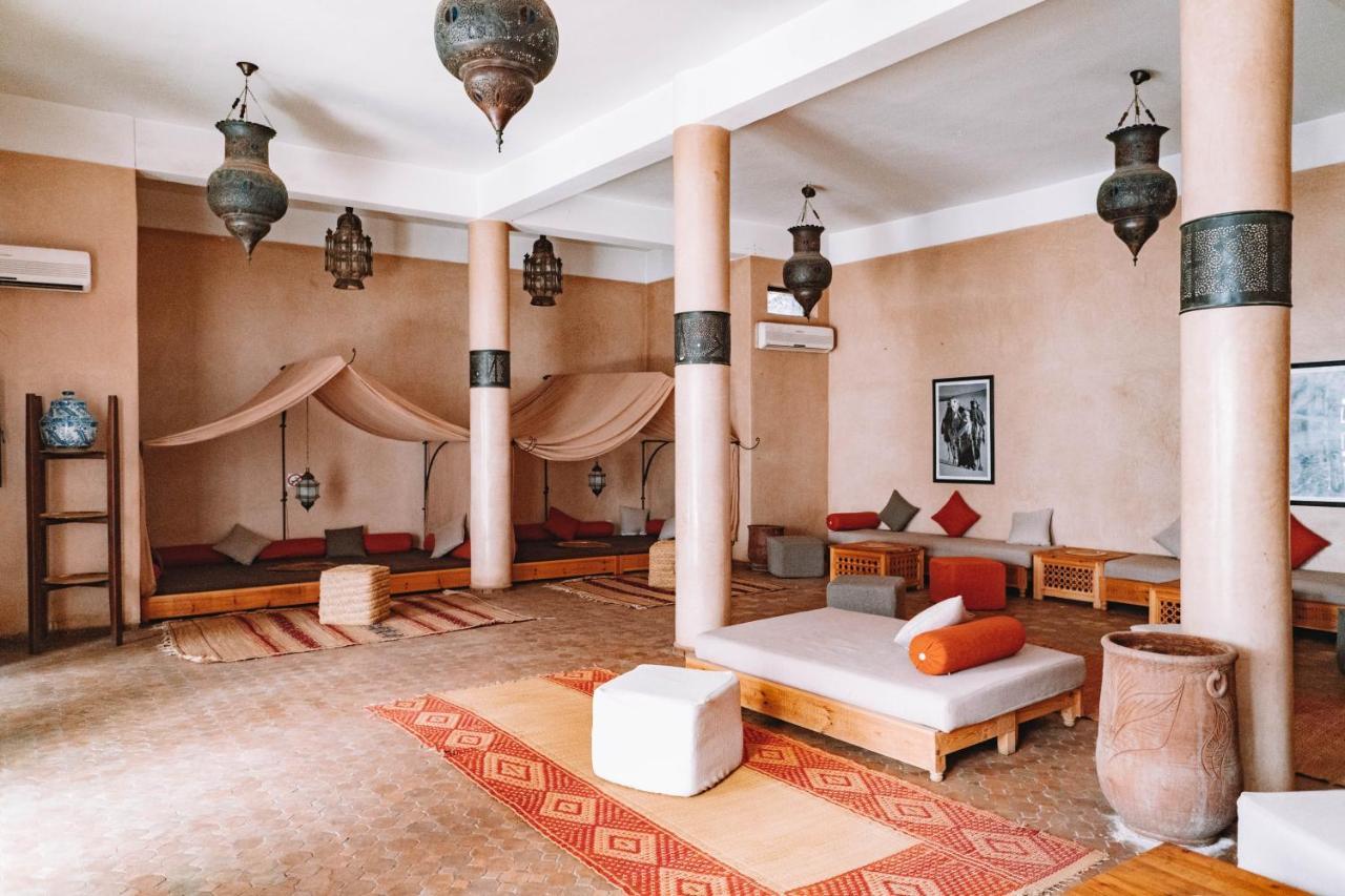 Equity Point Marrakech Hostel Маракеш Екстериор снимка