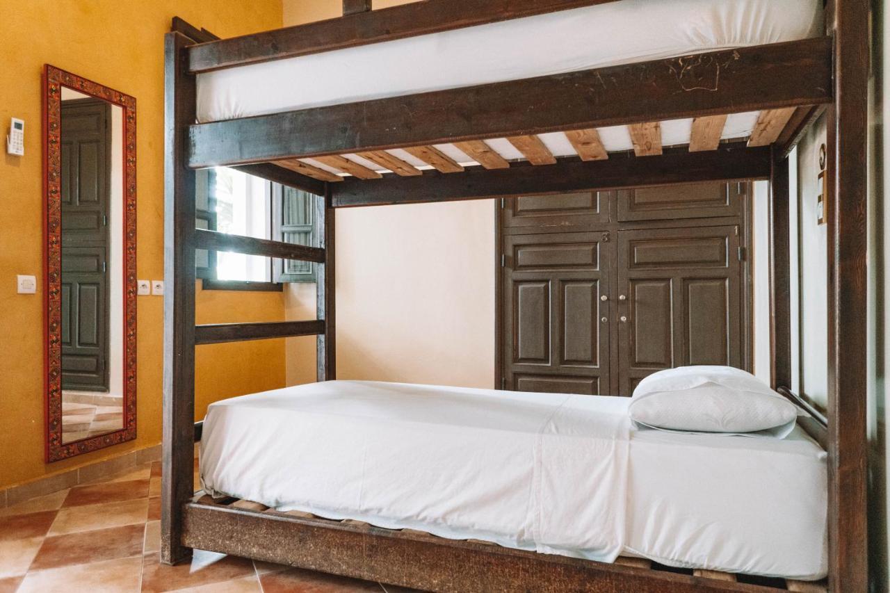 Equity Point Marrakech Hostel Маракеш Екстериор снимка