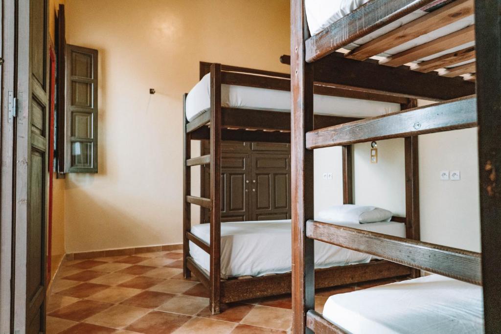 Equity Point Marrakech Hostel Маракеш Екстериор снимка