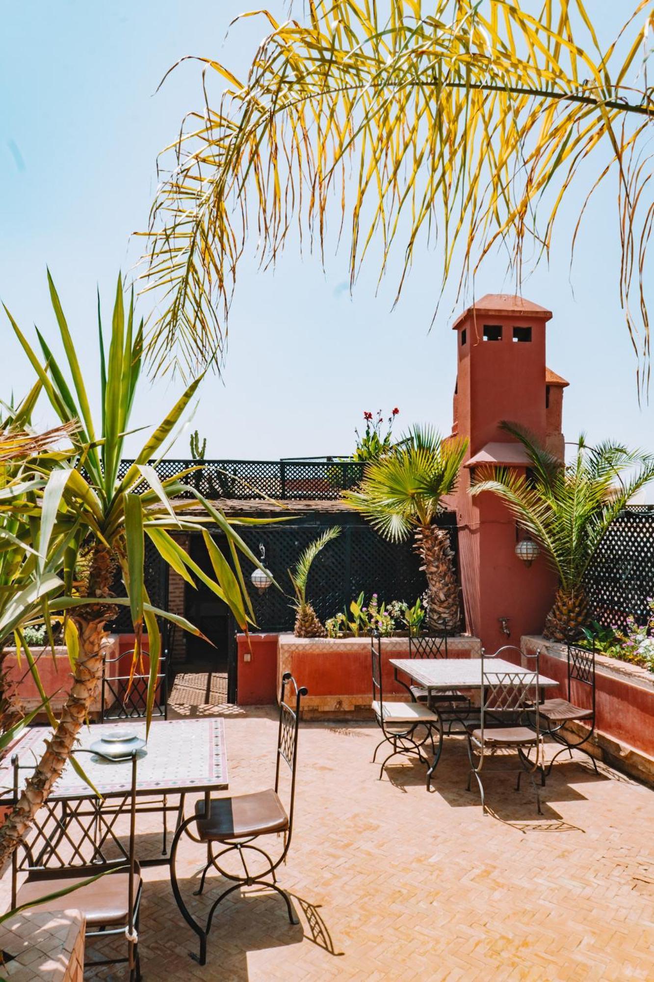 Equity Point Marrakech Hostel Маракеш Екстериор снимка