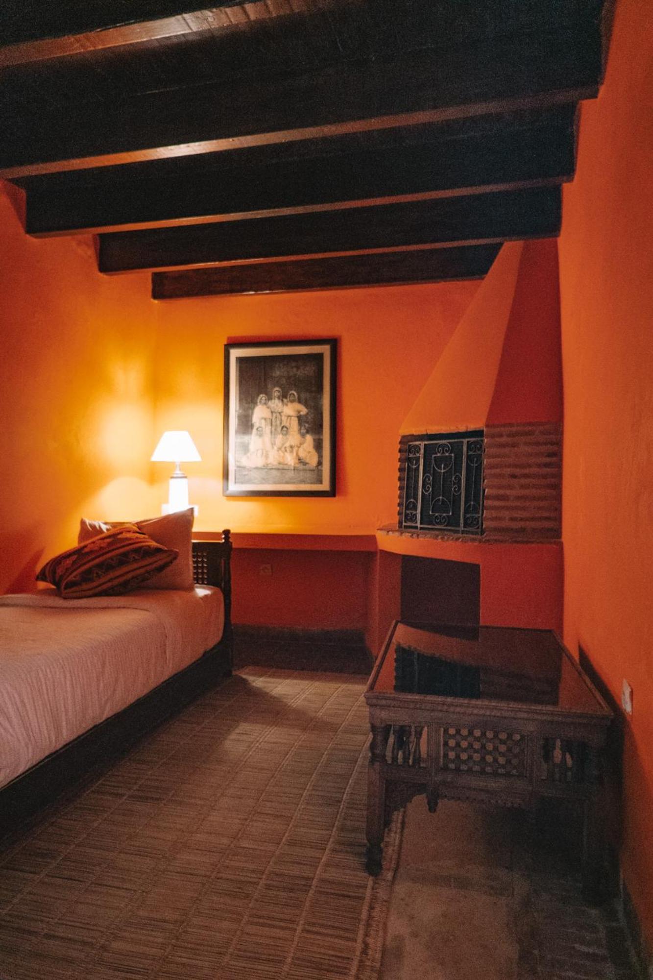 Equity Point Marrakech Hostel Маракеш Екстериор снимка